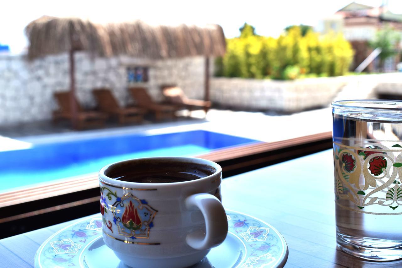Aksu Hotel Alacati Exterior foto